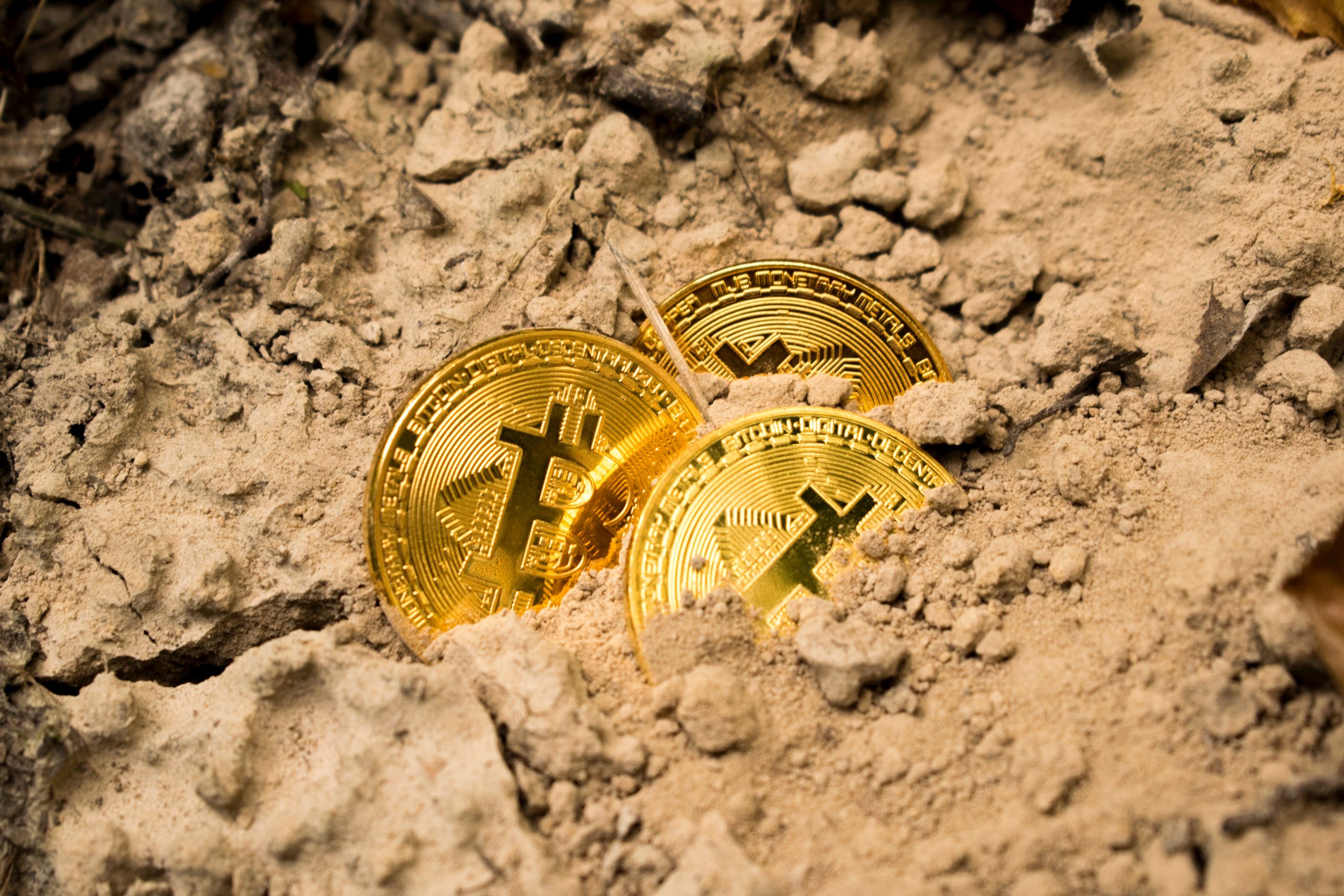 gold-over-bitcoin